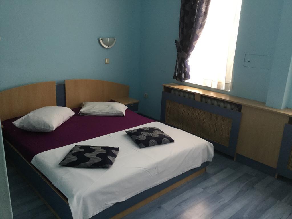 Hotel Amethyst Sofia Esterno foto