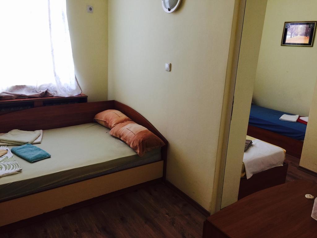 Hotel Amethyst Sofia Esterno foto