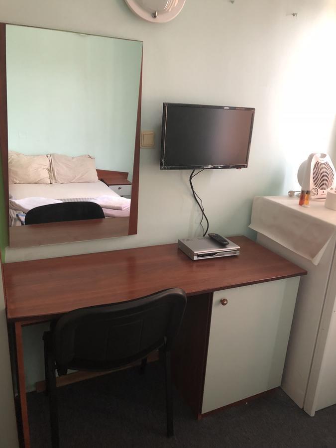 Hotel Amethyst Sofia Esterno foto