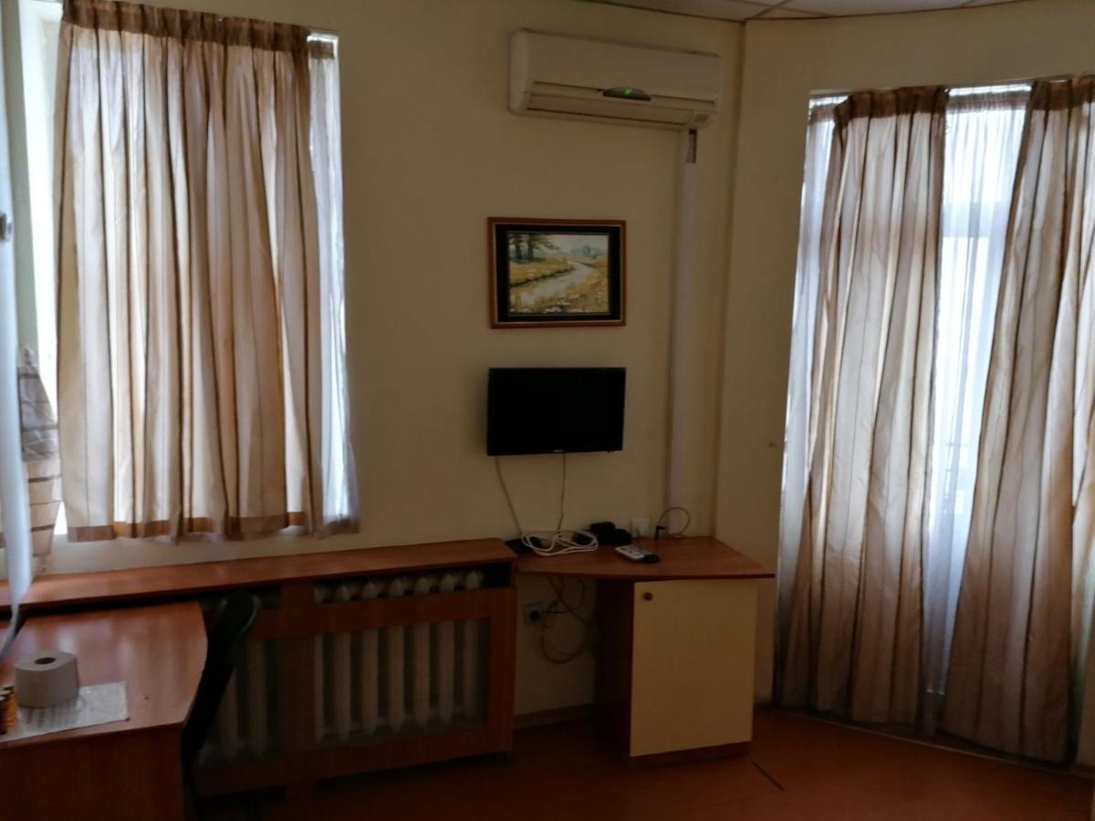 Hotel Amethyst Sofia Esterno foto